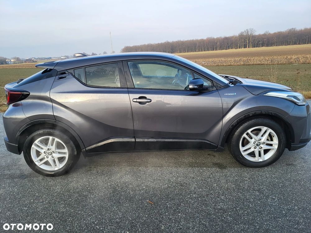Toyota C-HR - 11