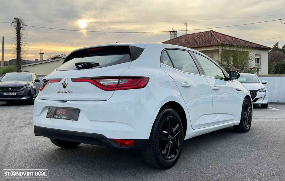 Renault Mégane 1.5 Blue dCi Zen - 4