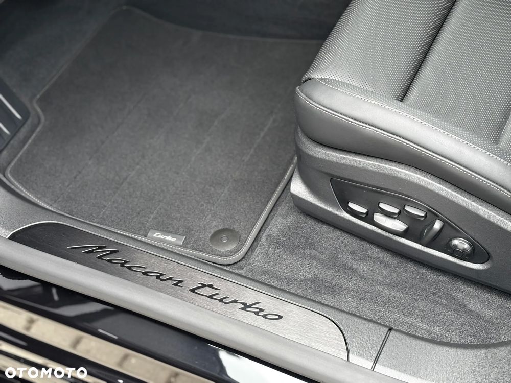 Porsche Macan Turbo 100kWh - 21