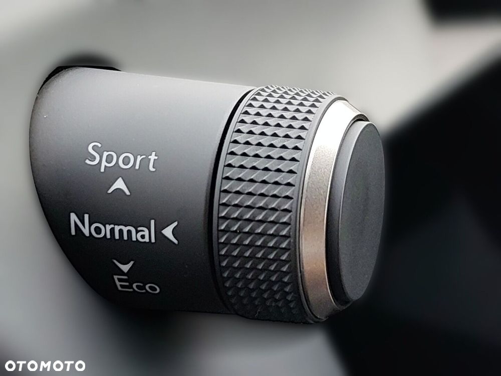 Lexus UX 250h GPF F Sport Design 2WD - 21