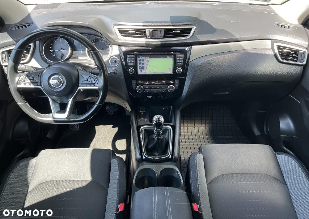 Nissan Qashqai - 10
