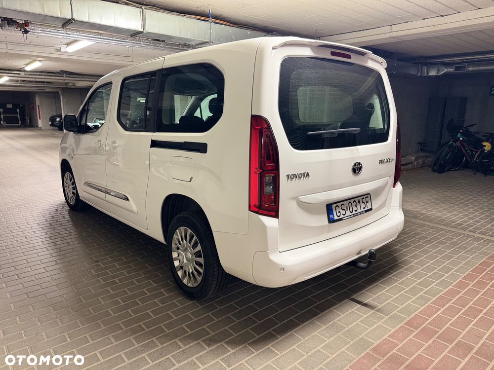 Toyota Proace City Verso Long 1.5 D-4D Business - 4