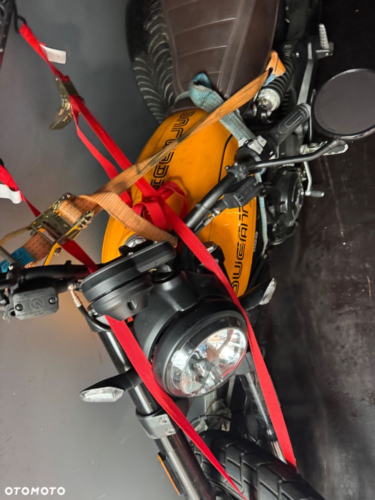 Ducati Scrambler - 1