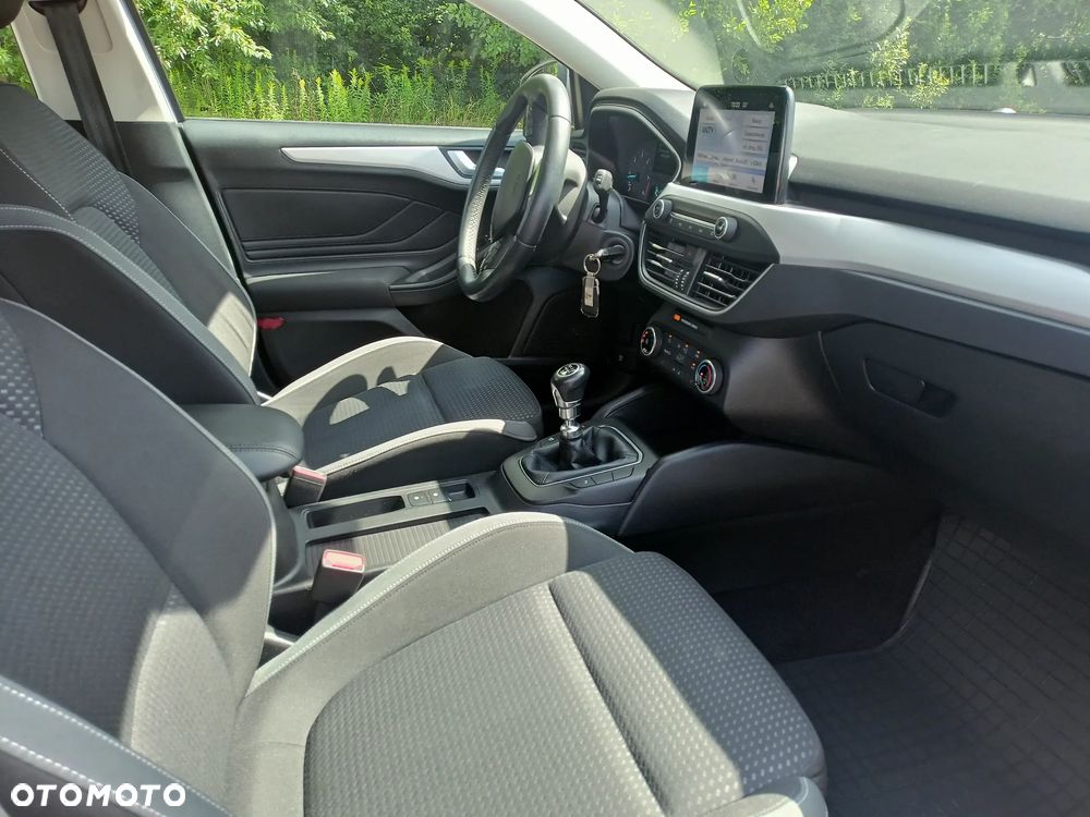 Ford Focus - 9