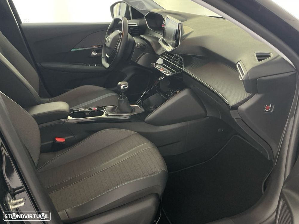 Peugeot 208 1.2 PureTech Active - 21