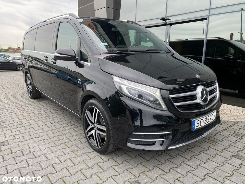 Mercedes-Benz Klasa V - 2