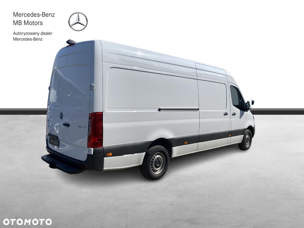 Mercedes-Benz Sprinter - 5