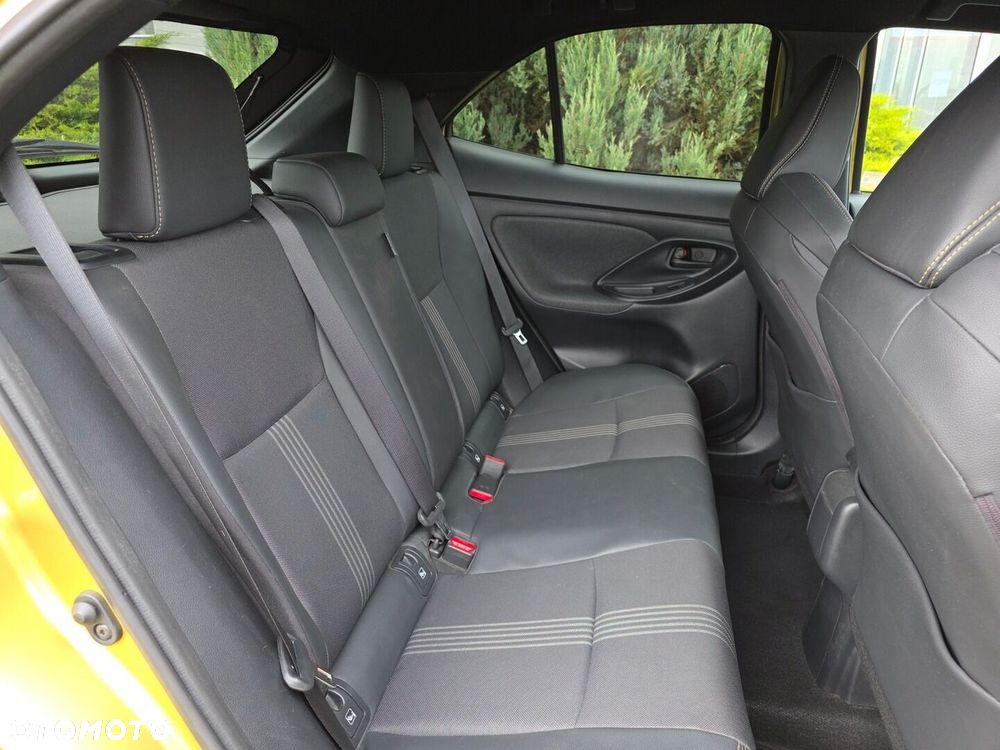 Toyota Yaris Cross Hybrid 1.5 Adventure - 23