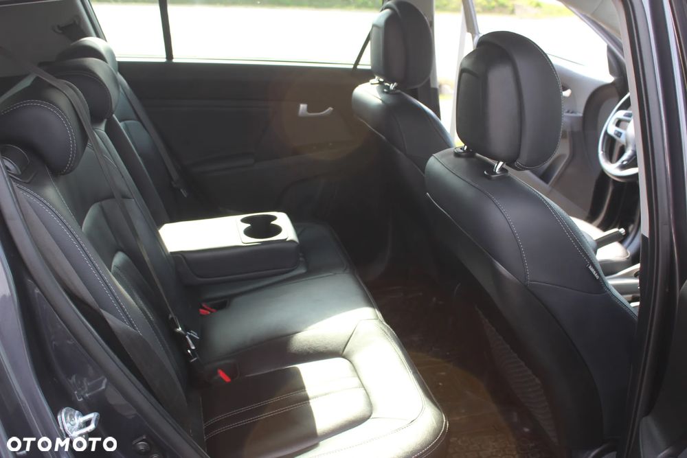 Kia Sportage 1.7 CRDI 2WD ISG Dream-Team Edition - 20