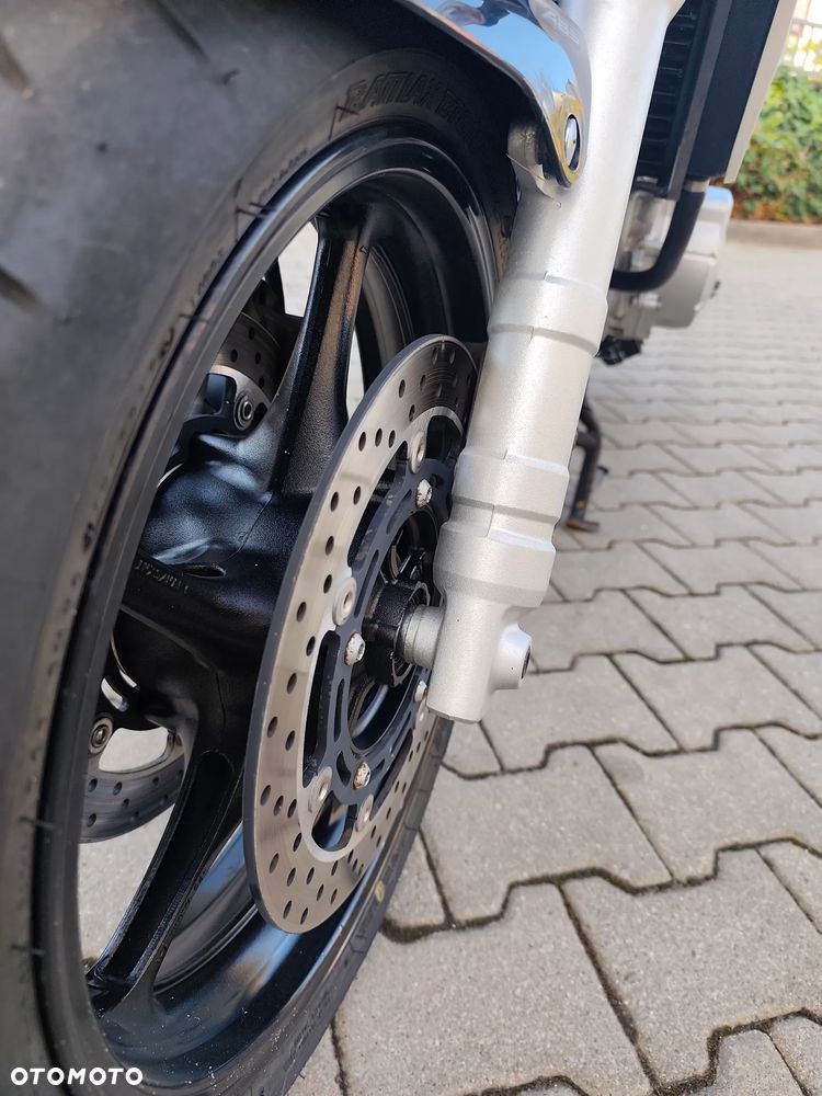 Yamaha FZ6 - 10