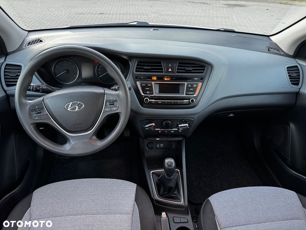 Hyundai i20 1.2 Comfort - 10