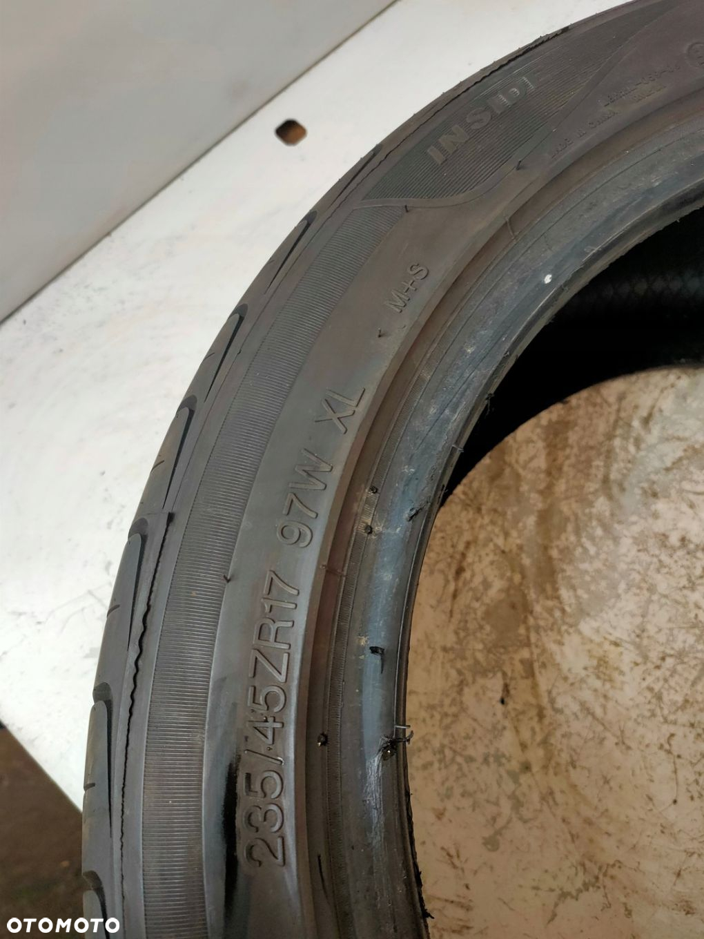 OPONA FARROAD FRD 26 235/45R17 97W XL 20r. 6,5mm - 5
