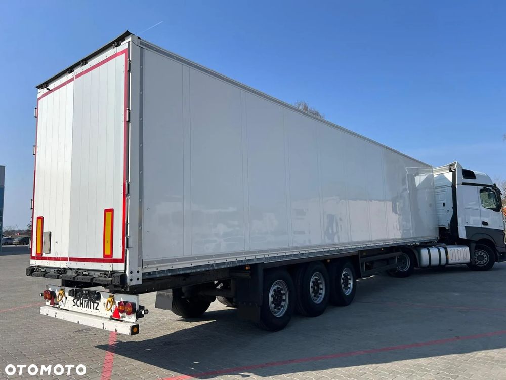Schmitz Cargobull SKO - 3