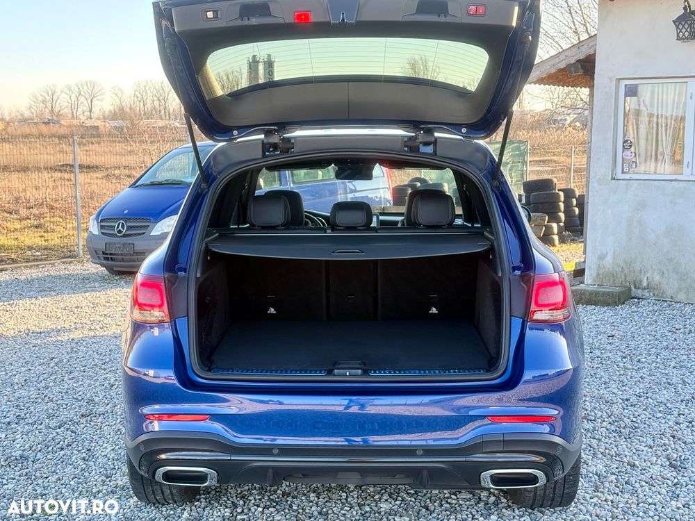 Mercedes-Benz GLC - 18