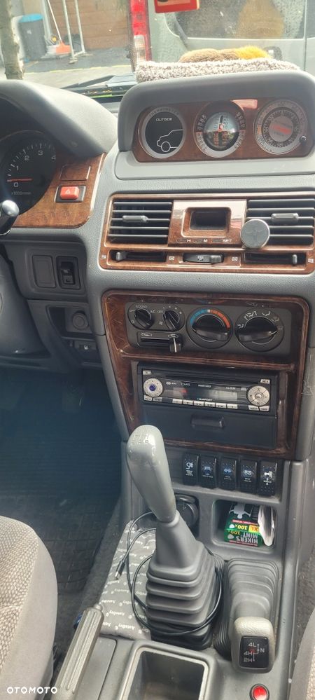 Mitsubishi Pajero - 7