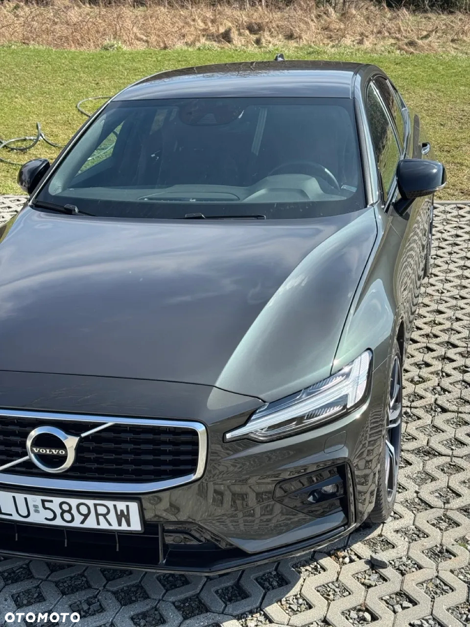 Volvo S60 T5 R-Design - 3