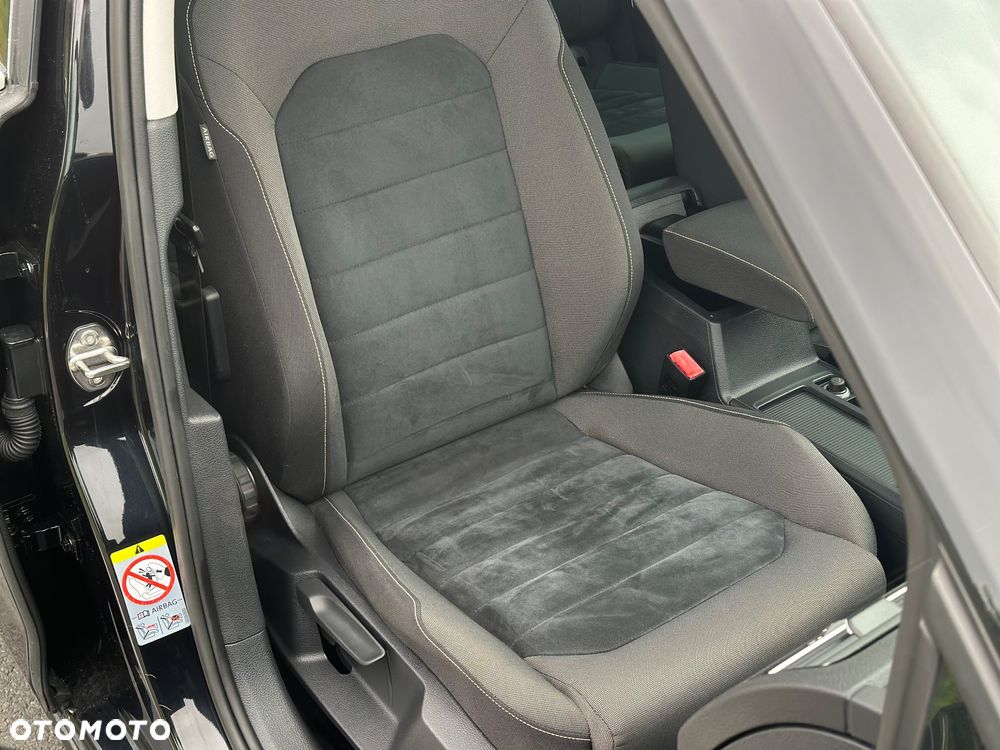 Volkswagen Golf 2.0 BlueTDI Highline - 20