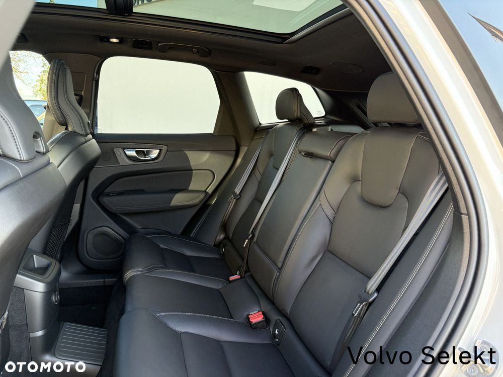 Volvo XC 60 - 25