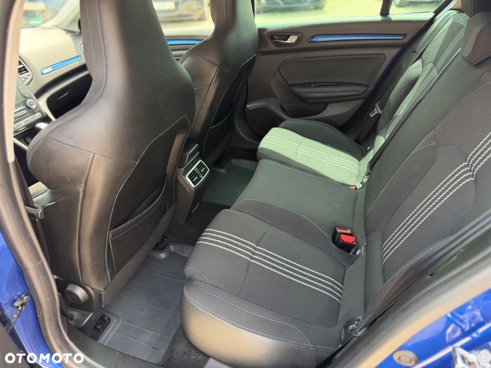 Renault Megane 1.6 TCe GT EDC - 9