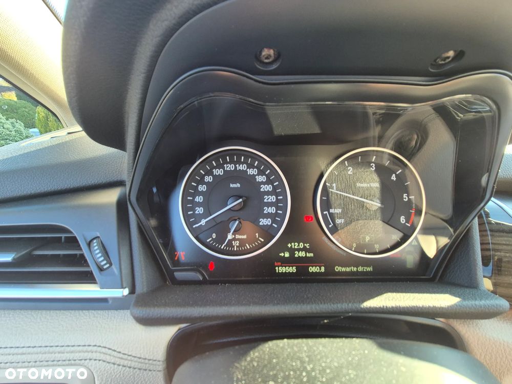 BMW Seria 2 218d Luxury Line - 13