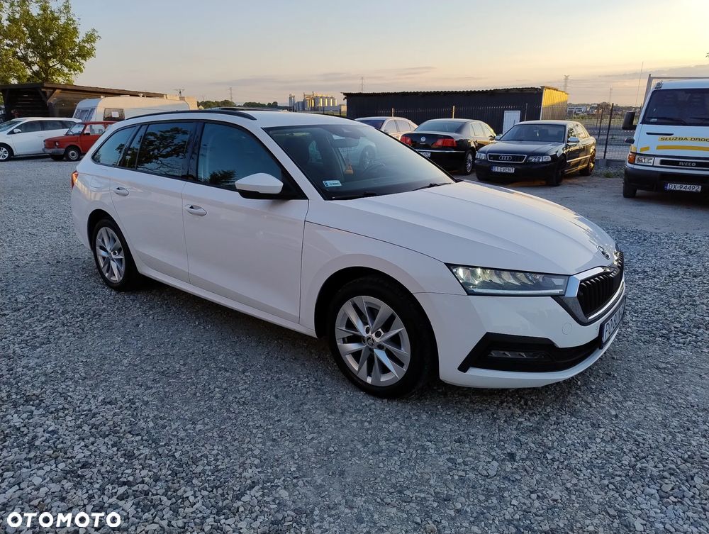 Skoda Octavia 1.5 TSI ACT Business - 8