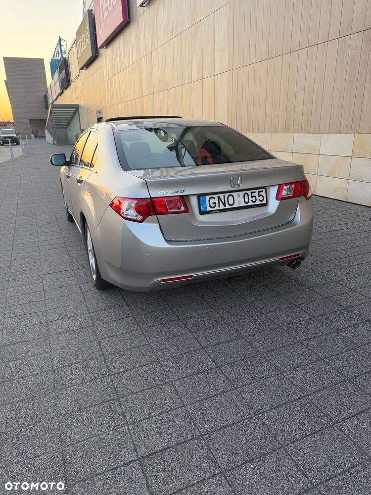 Honda Accord 2.0 i Executive - 7