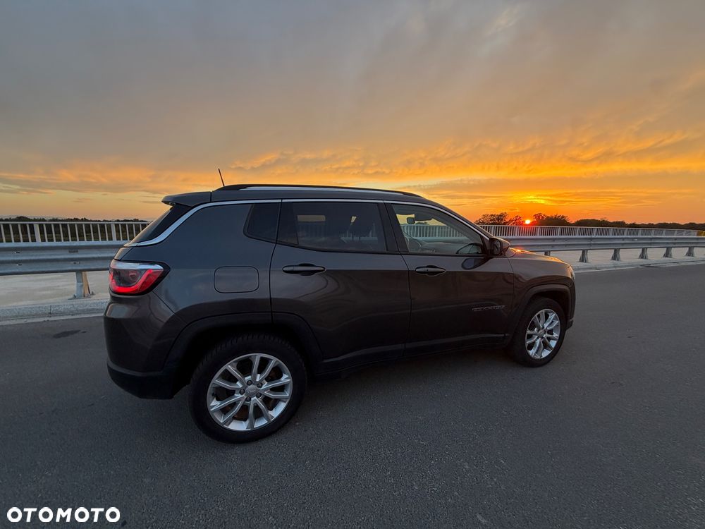 Jeep Compass 1.3 TMair Limited FWD S&S - 34
