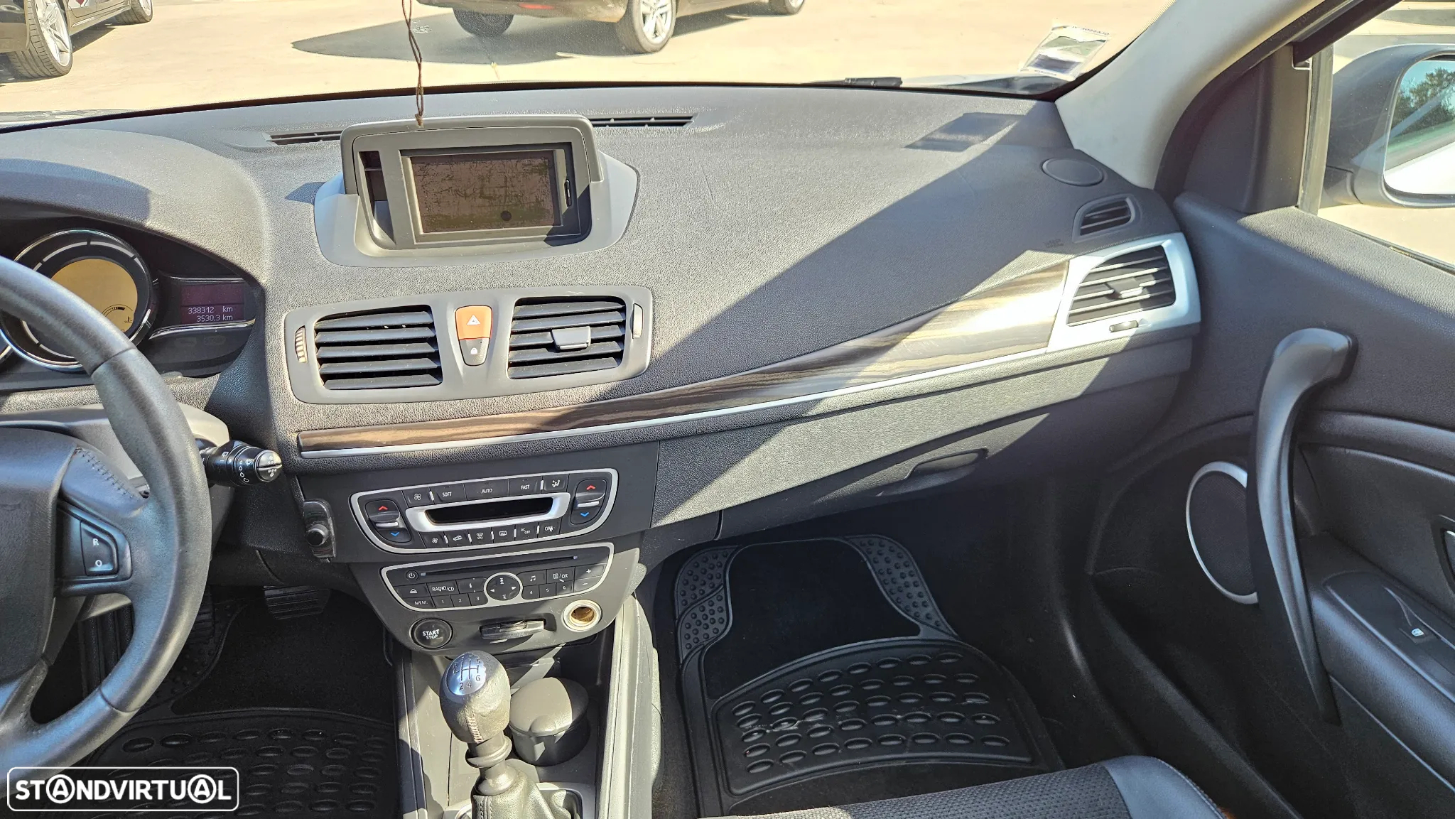 Renault Mégane Sport Tourer 1.5 dCi Dynamique S - 16