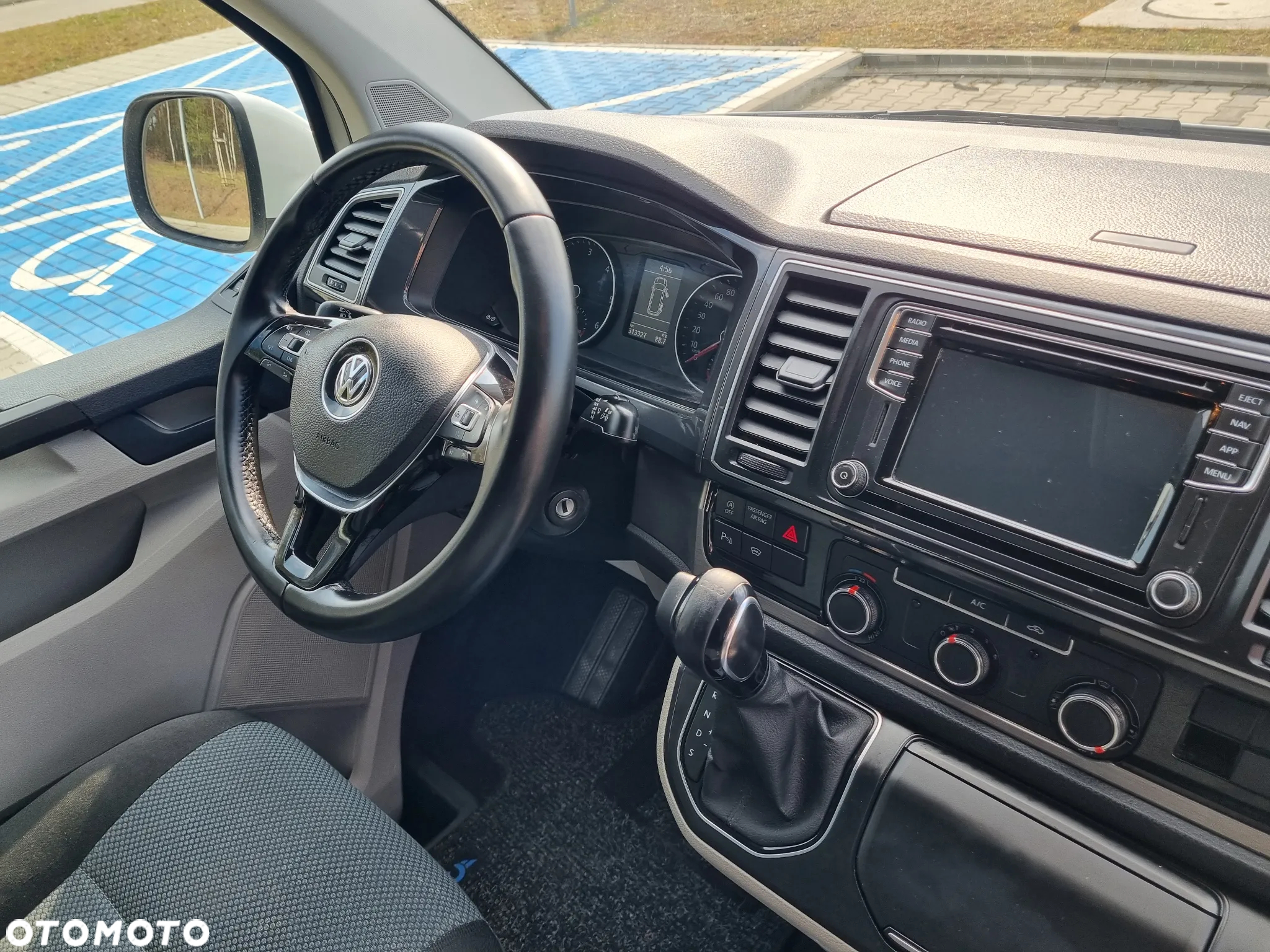 Volkswagen Transporter - 15