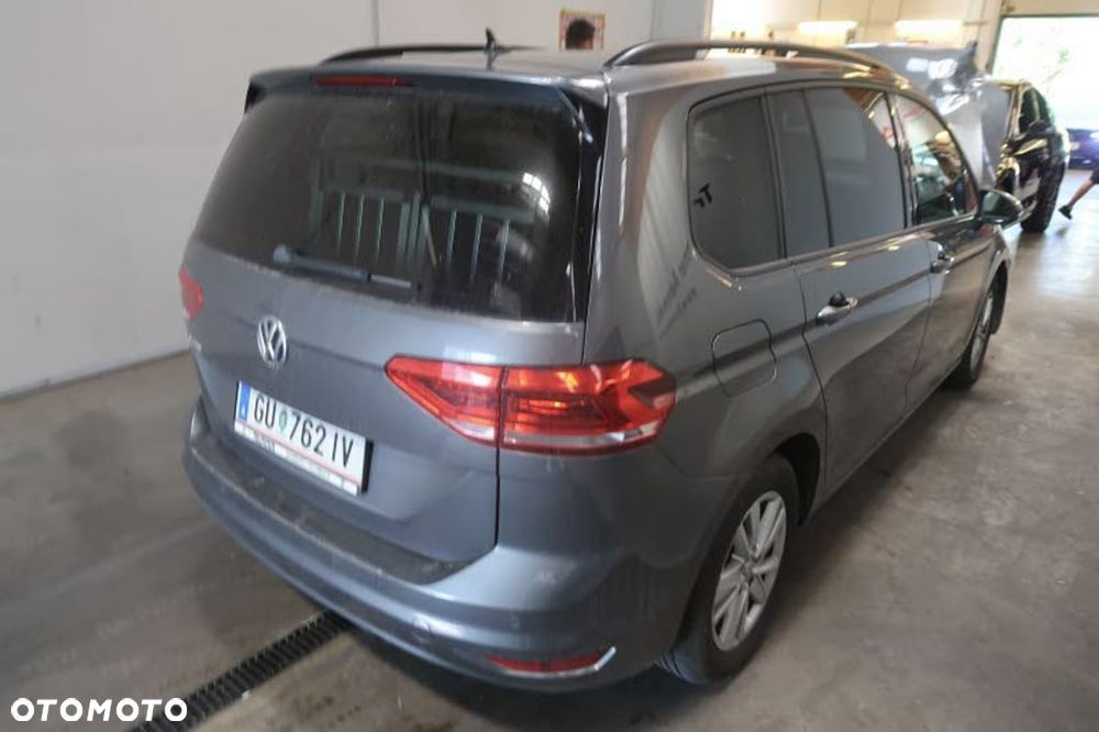 Volkswagen Touran 1.5 TSI ACT OPF DSG Comfortline - 6