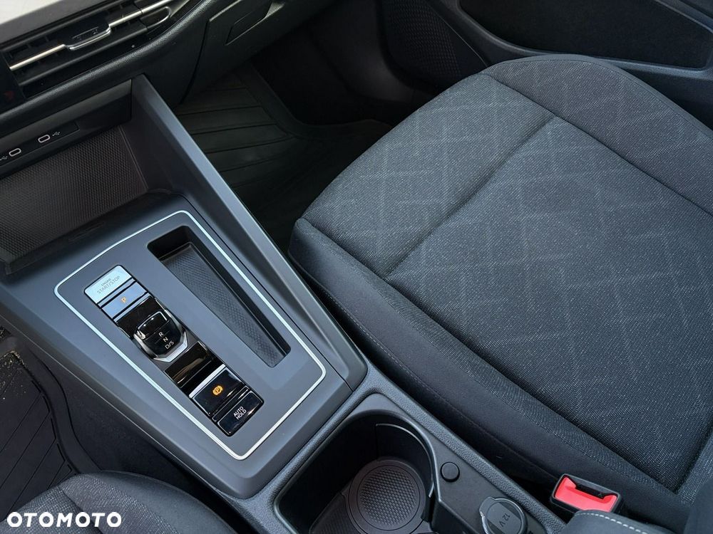 Volkswagen Golf 1.5 eTSI EVO Life DSG - 22