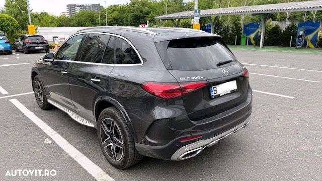 Mercedes-Benz GLC 300 e 4Matic 9G-TRONIC AMG Line Advanced - 4