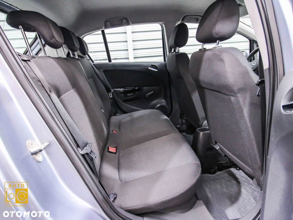 Opel Corsa 1.2 16V Enjoy - 10