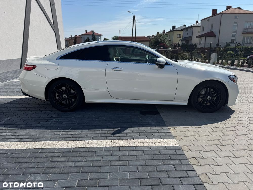 Mercedes-Benz Klasa E 400 4Matic 9G-TRONIC AMG Line - 9