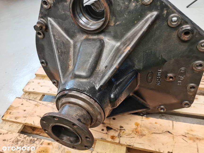 Środek mostu 12X43 JCB 8250 Fastrac - 8