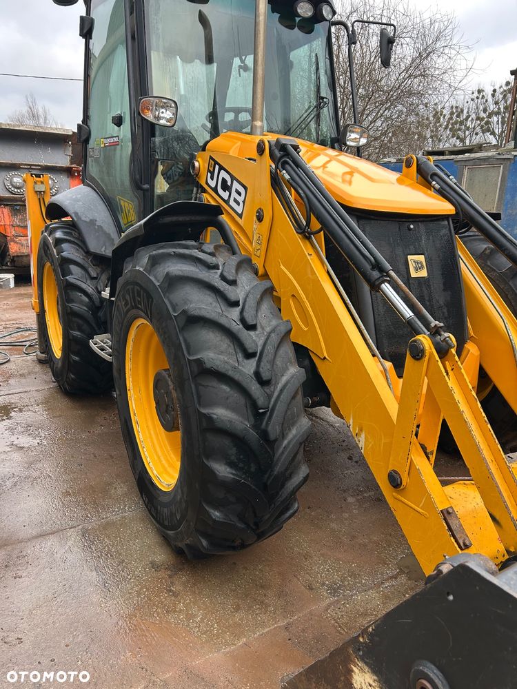 JCB 4 CX - 3