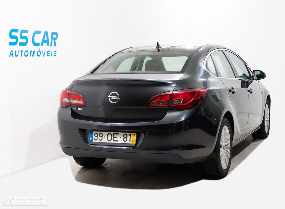 Opel Astra 1.7 CDTI Executive Start/Stop - 3