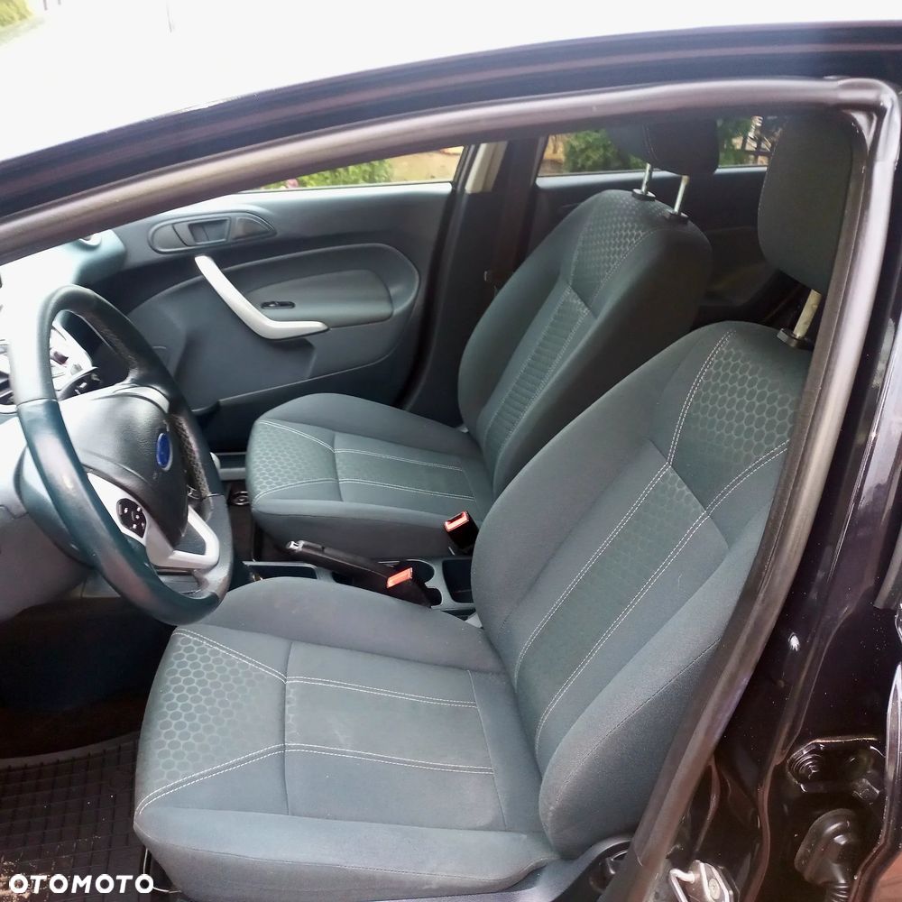 Ford Fiesta 1.25 Titanium - 13