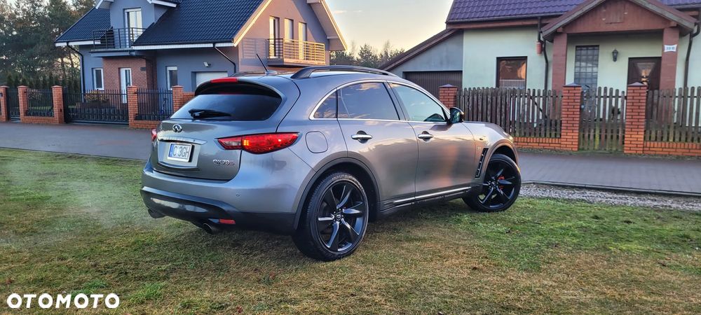 Infiniti QX70 3.7 S Premium - 4