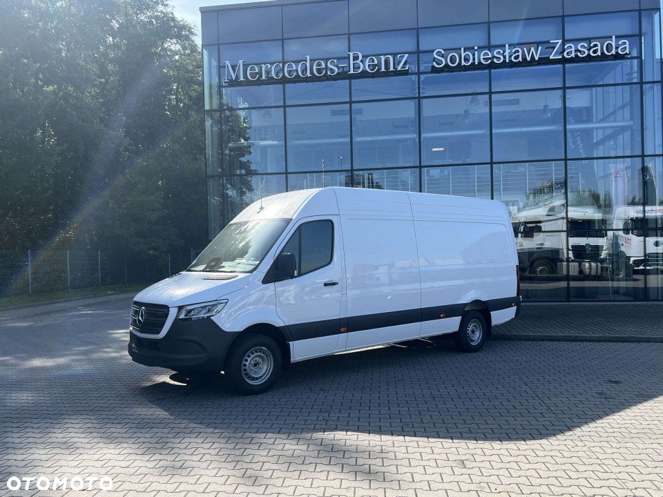 Mercedes-Benz Sprinter - 2