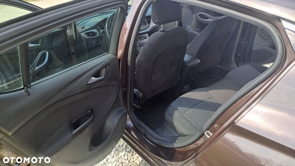 Opel Astra 1.4 Enjoy - 9