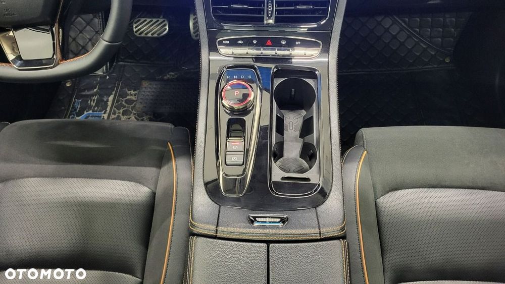 Skywell ET5 72kWh Luxury - 21