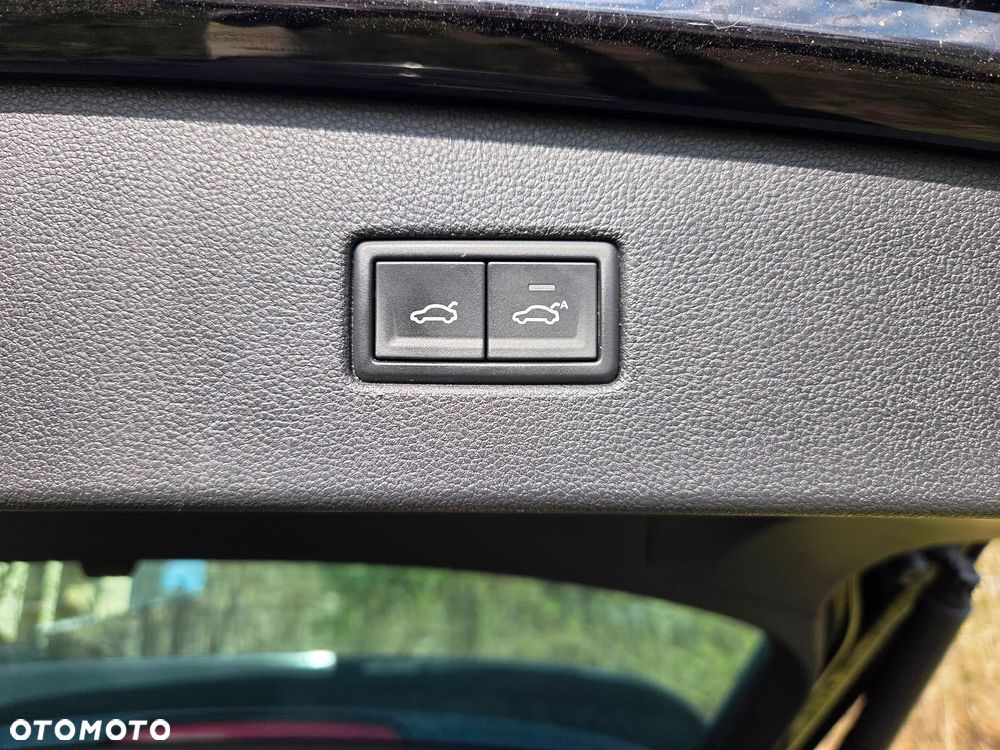 Volkswagen Tiguan 2.0 TSI 4Motion DSG Exclusive - 18