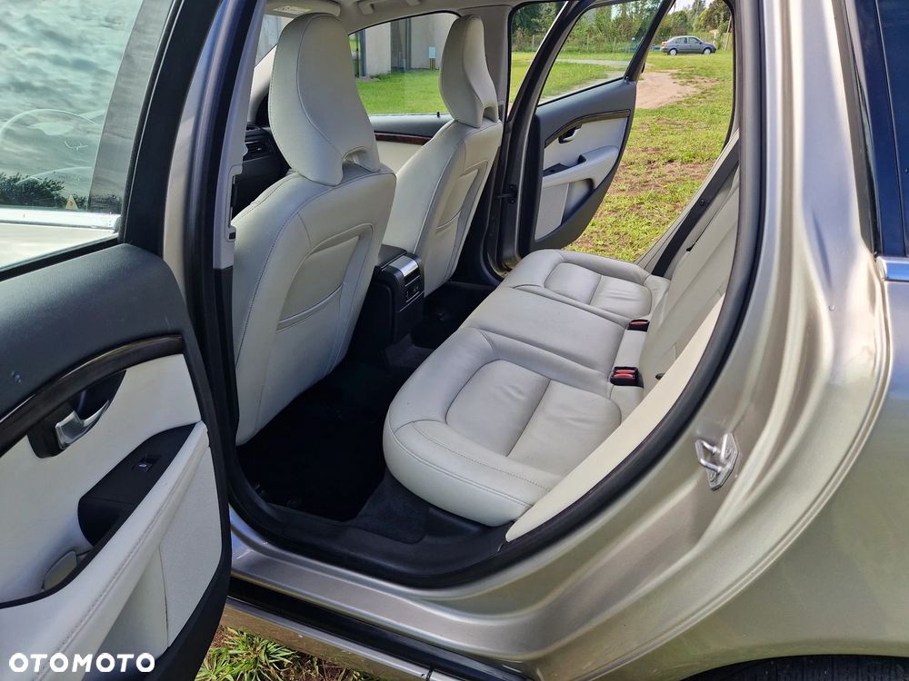 Volvo V70 - 16