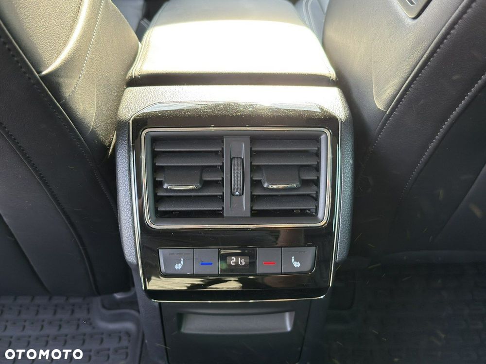 Skoda Superb 2.0 TDI SCR 4x4 L&K DSG - 21
