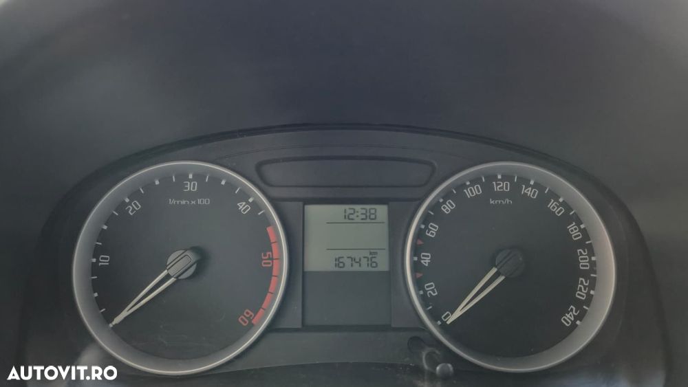 Skoda Fabia - 3
