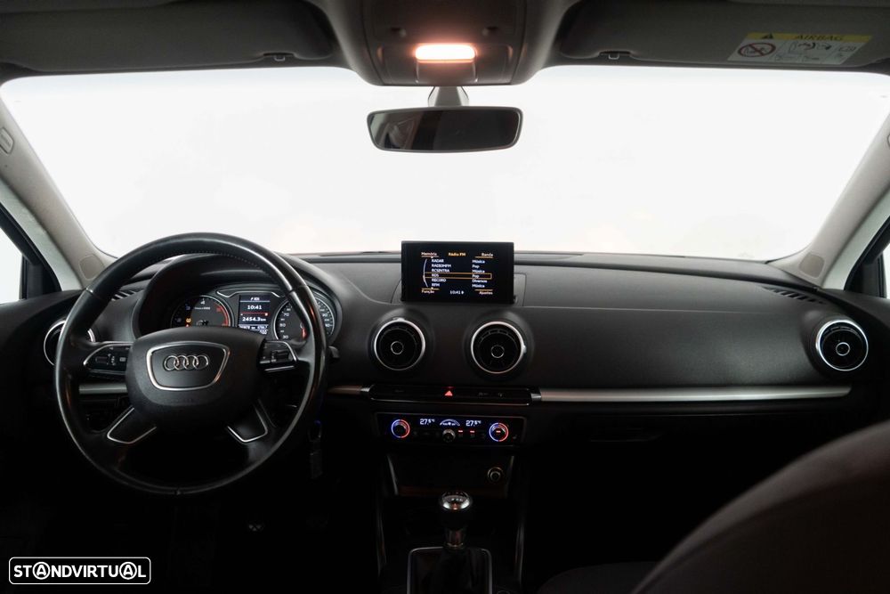 Audi A3 Sportback 1.6 TDI Sport - 17
