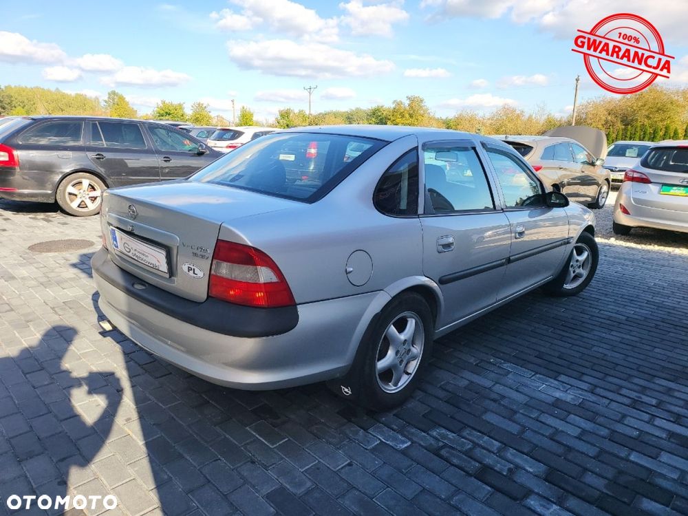 Opel Vectra - 18