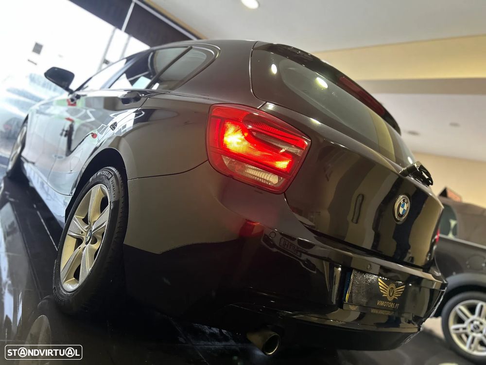BMW 118 dA Line Sport - 12