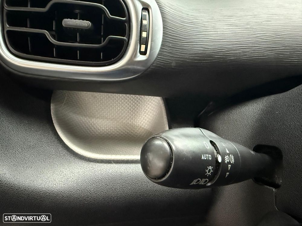 Citroën C3 Picasso 1.6 HDi Exclusive - 17